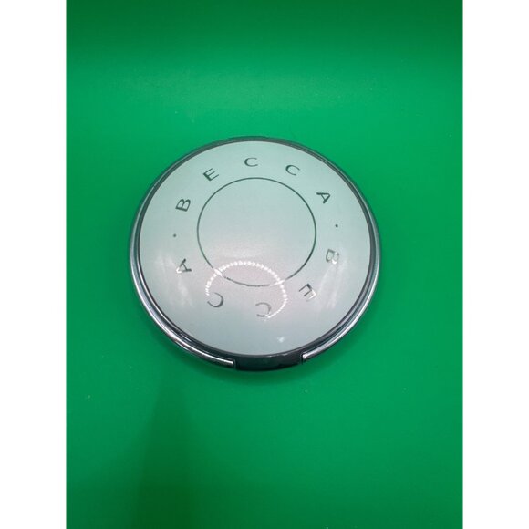 Becca Pearl Glow Lustre Glow Powder Compact - Picture 2 of 3